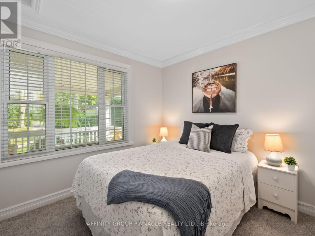 44 Cedar Beach Road, Lake Simcoe