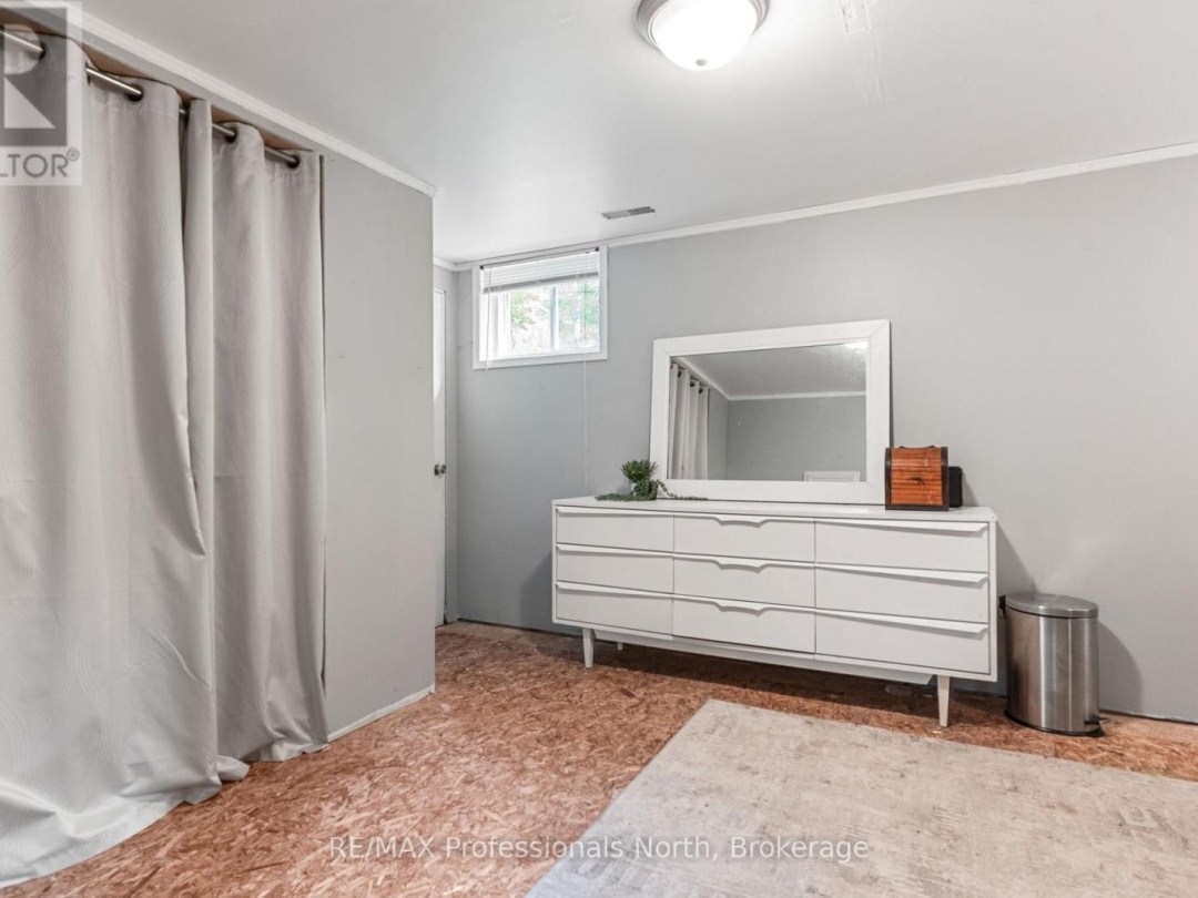 3866 DEEP BAY ROAD, 