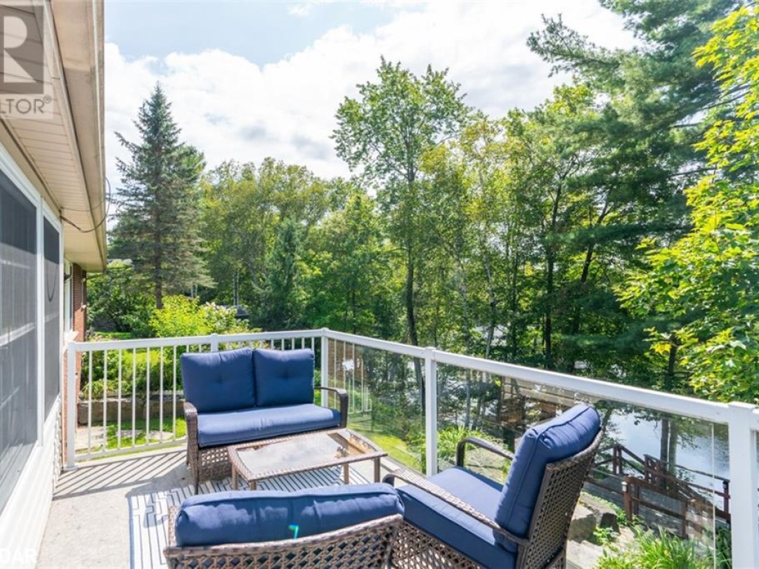 443 By Lock Acres Road, Muskoka River
