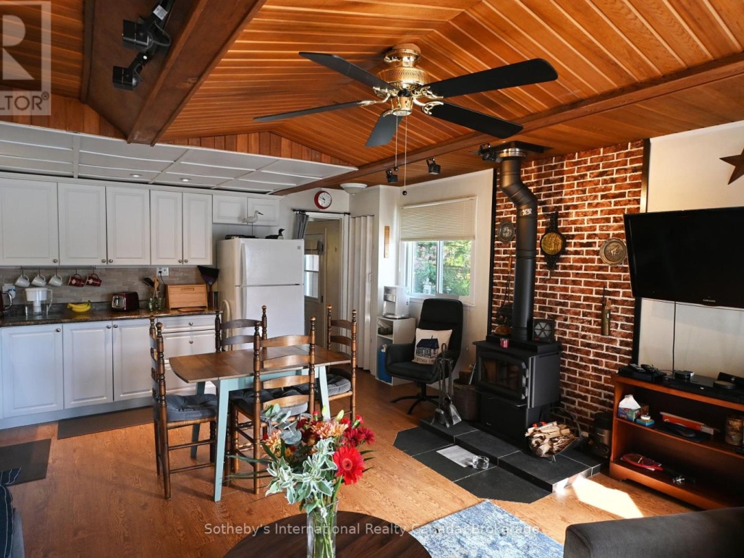 28 PINEWOOD ROAD, 