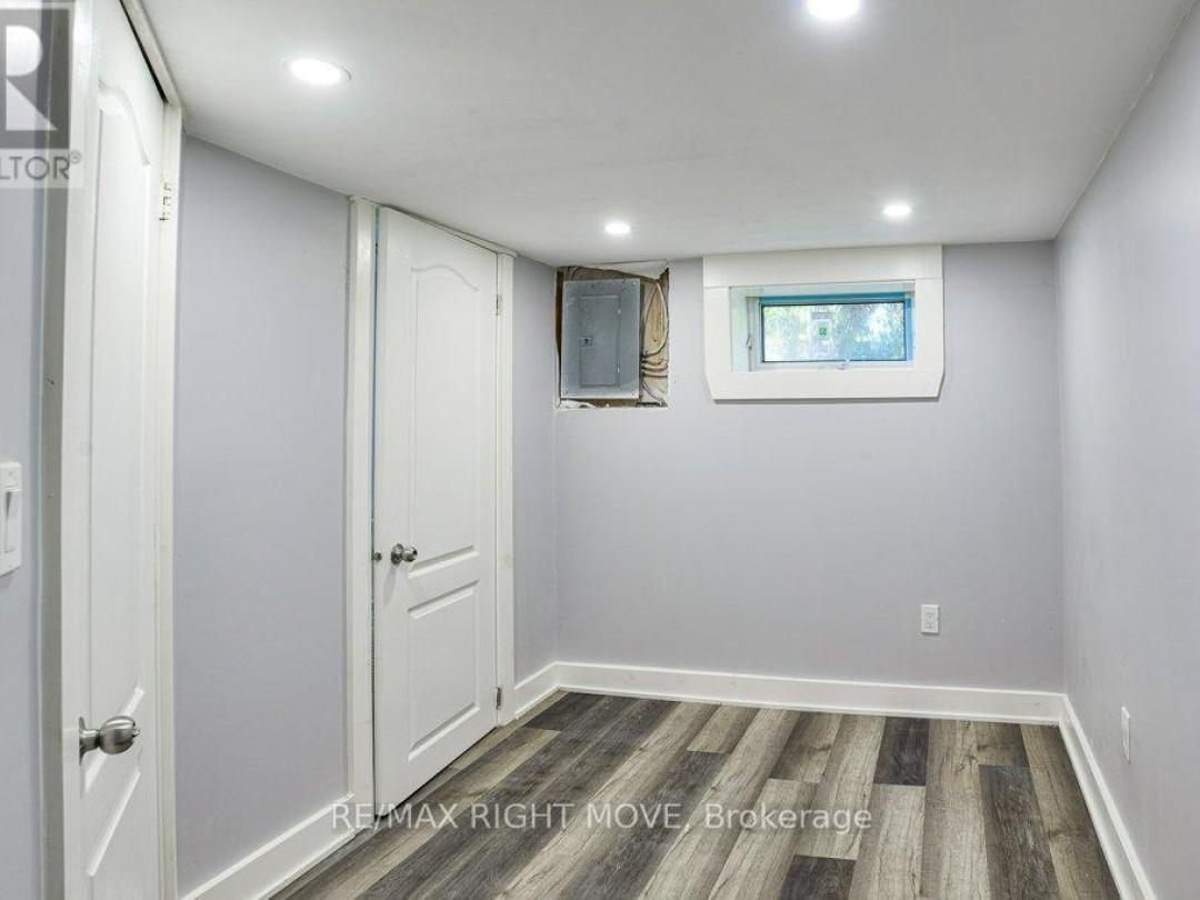 299 MARY STREET, 