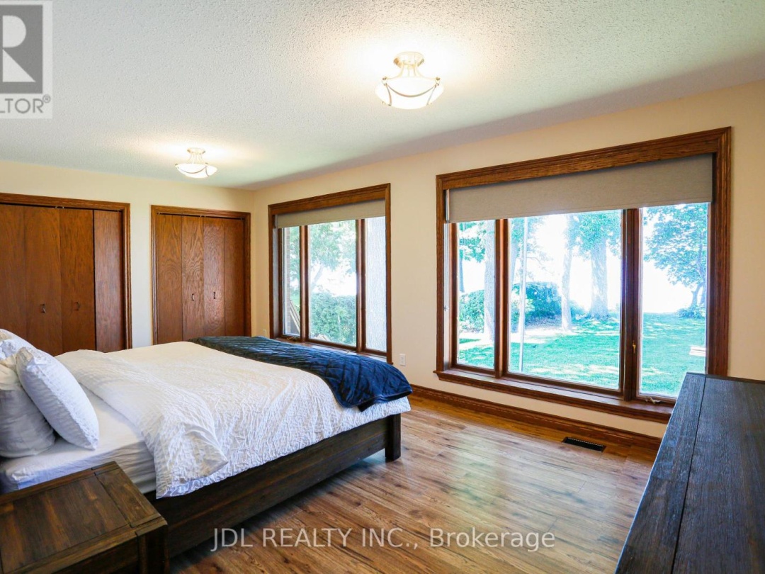 16 Thicketwood Place, Lake Simcoe