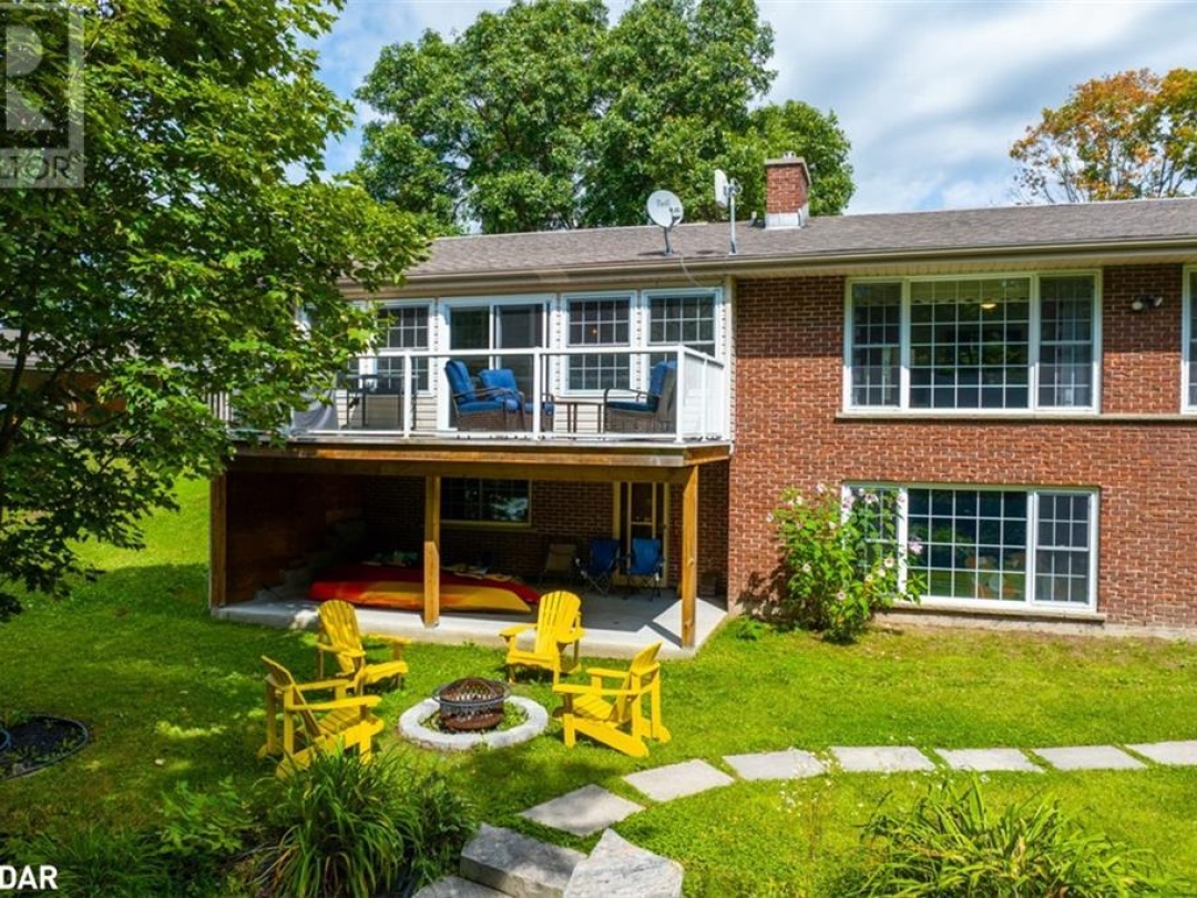 443 By Lock Acres Road, Muskoka River