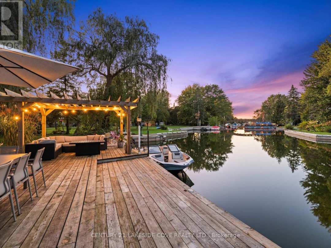 27 POPLAR CRESCENT, 