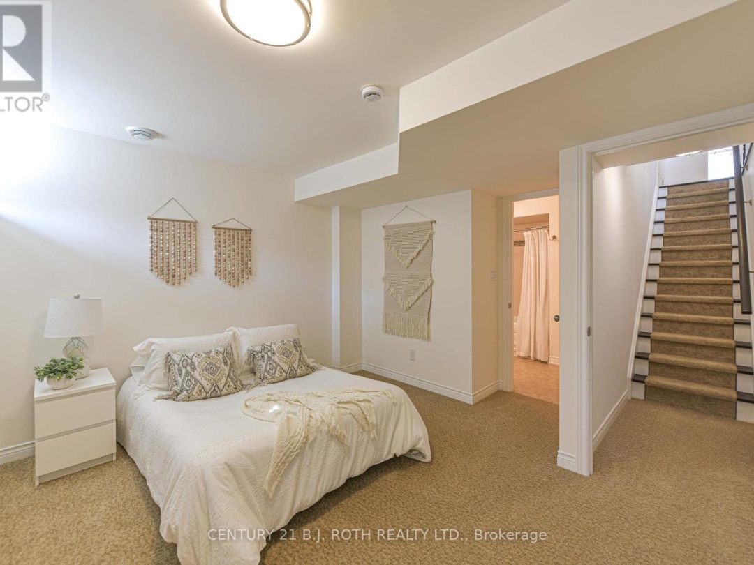 28 CANTERBURY CIRCLE, 