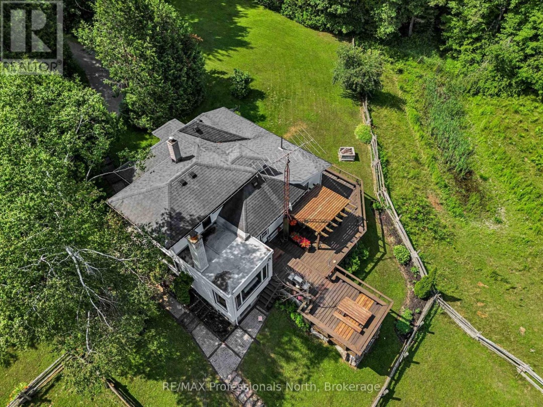 1069 KIRK LINE E, 