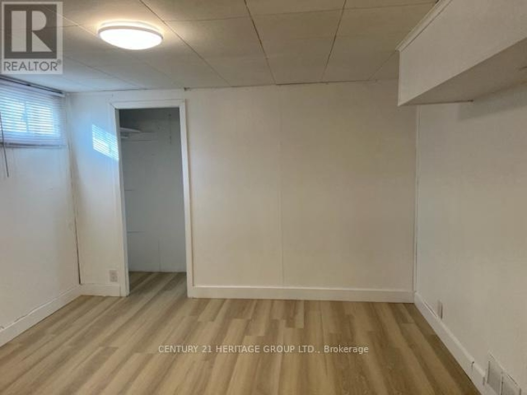 35 ARGYLE AVENUE, 