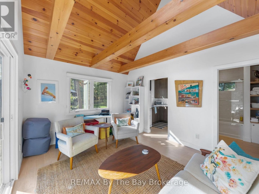 18152 GEORGIAN BAY SHORE, 