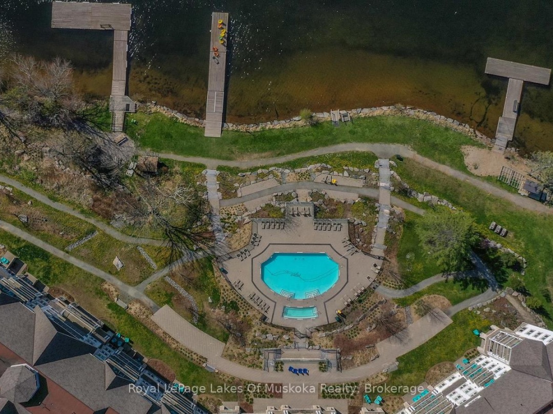 301 - 29 DEERHURST TENNISVIEW DRIVE, 