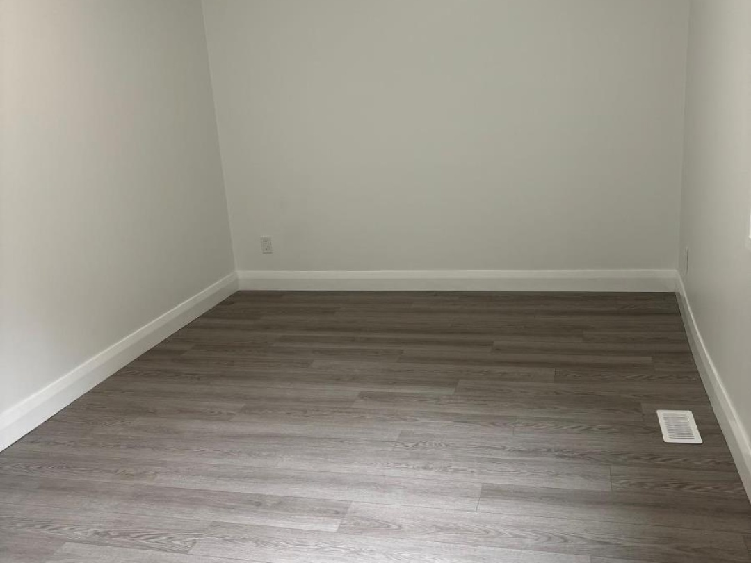 90 COLDWATER ROAD W, 