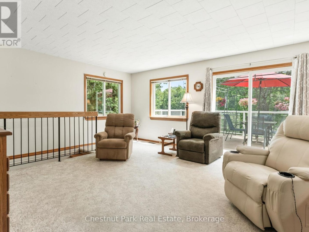 1054 GREEN LAKE ROAD, Gull River