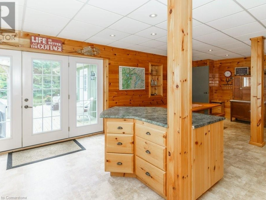 143 South Drive, Lake Vernon