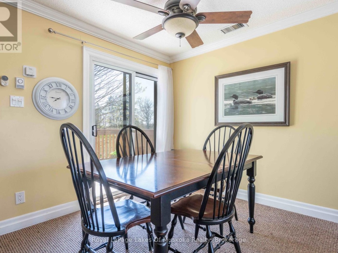 301 - 29 DEERHURST TENNISVIEW DRIVE, 