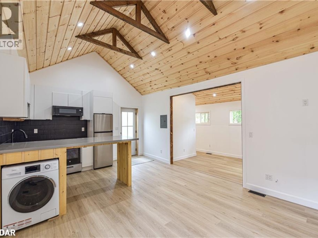 274 MISSISSAGA Street W, 