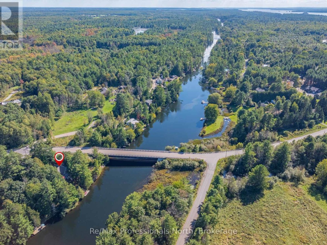 1005 LAIDLAW AVENUE, Severn River