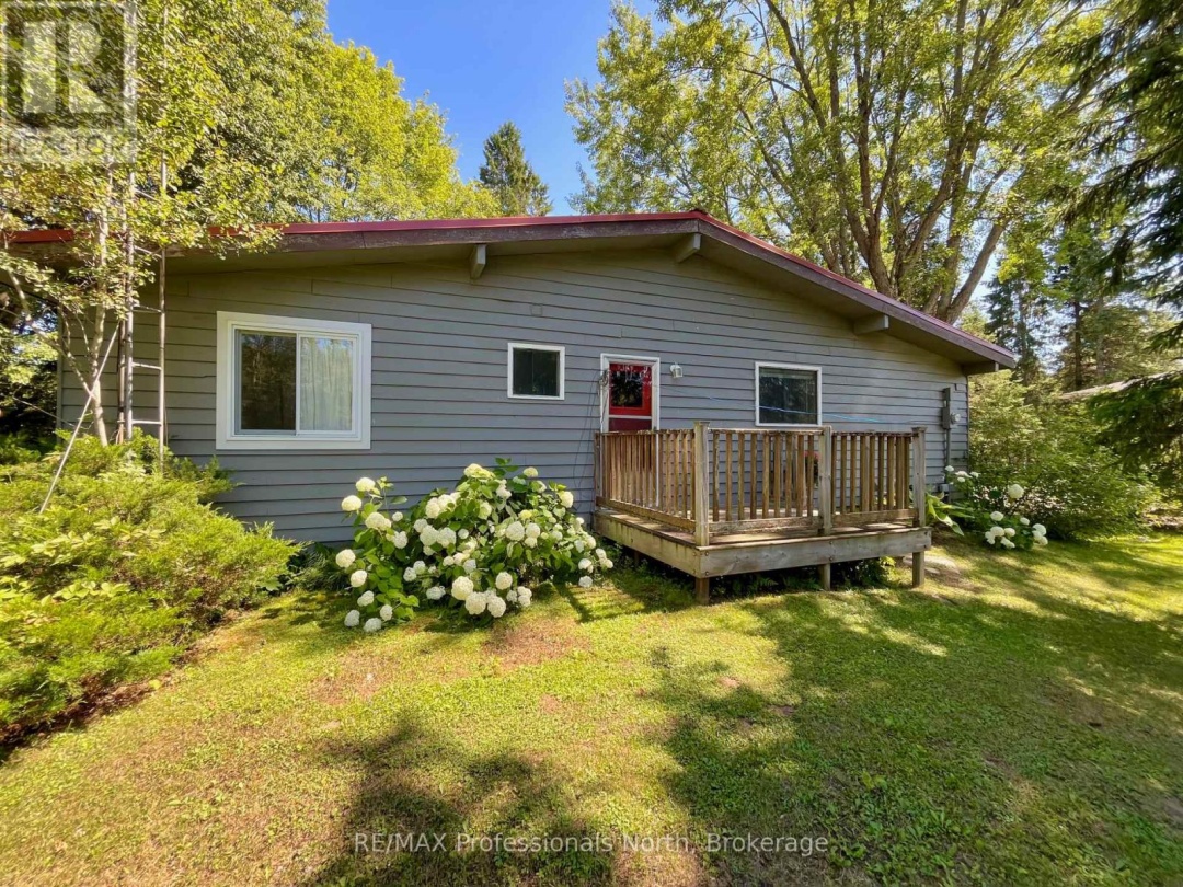 1093 TIFFANY LANE, 
