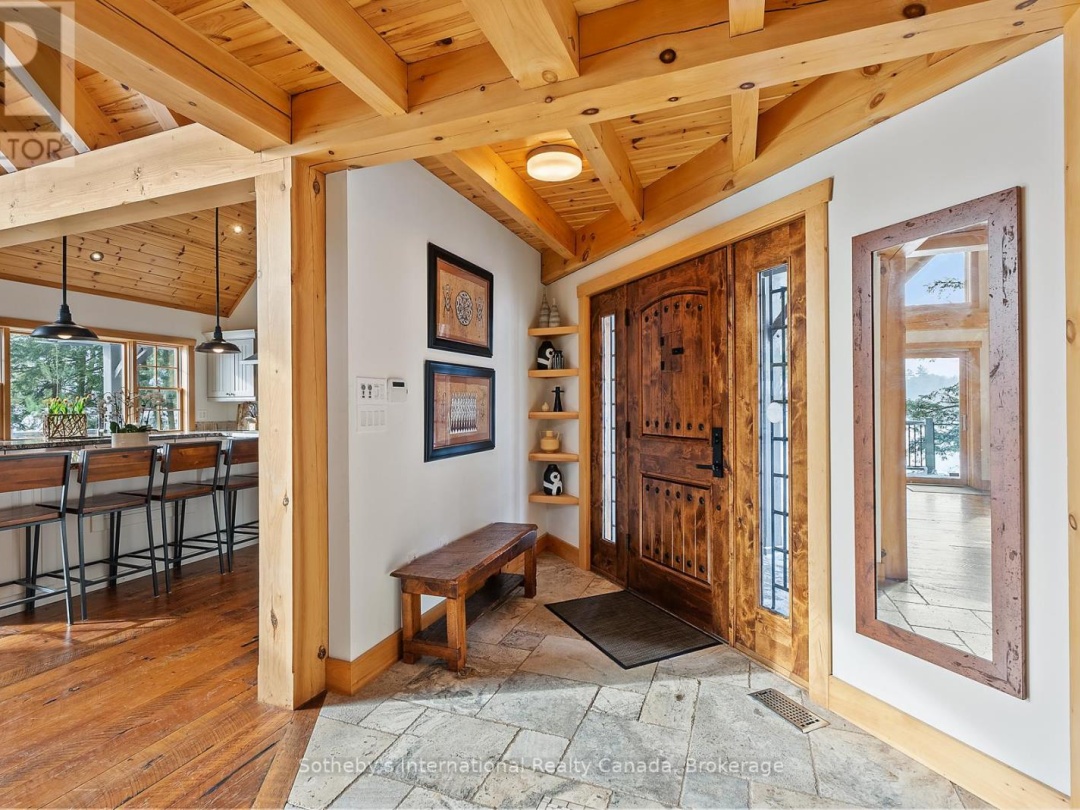 1075 Elmhurst Lane, Kennisis Lake