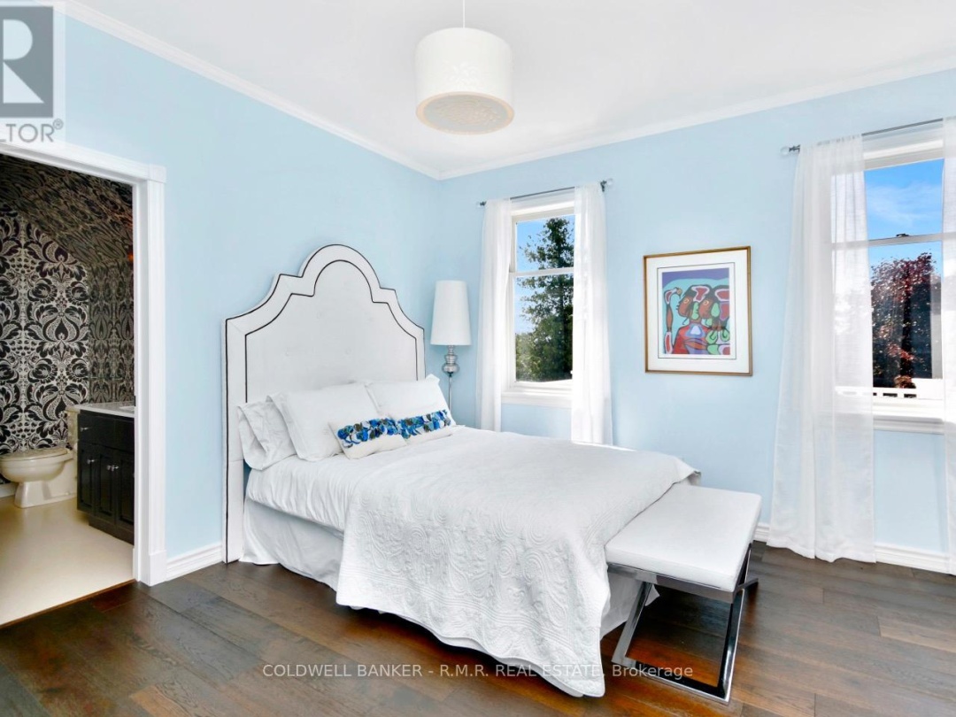 10 ARMITAGE AVENUE, 