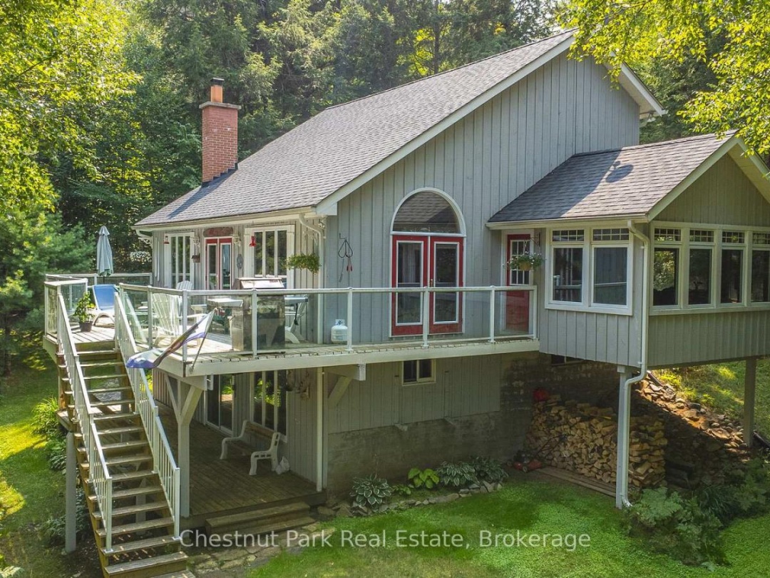 1003 Arnott Lane, Redstone Lake
