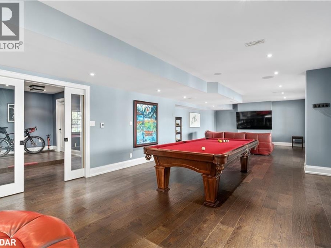 1043 FORTUNES Trail, 