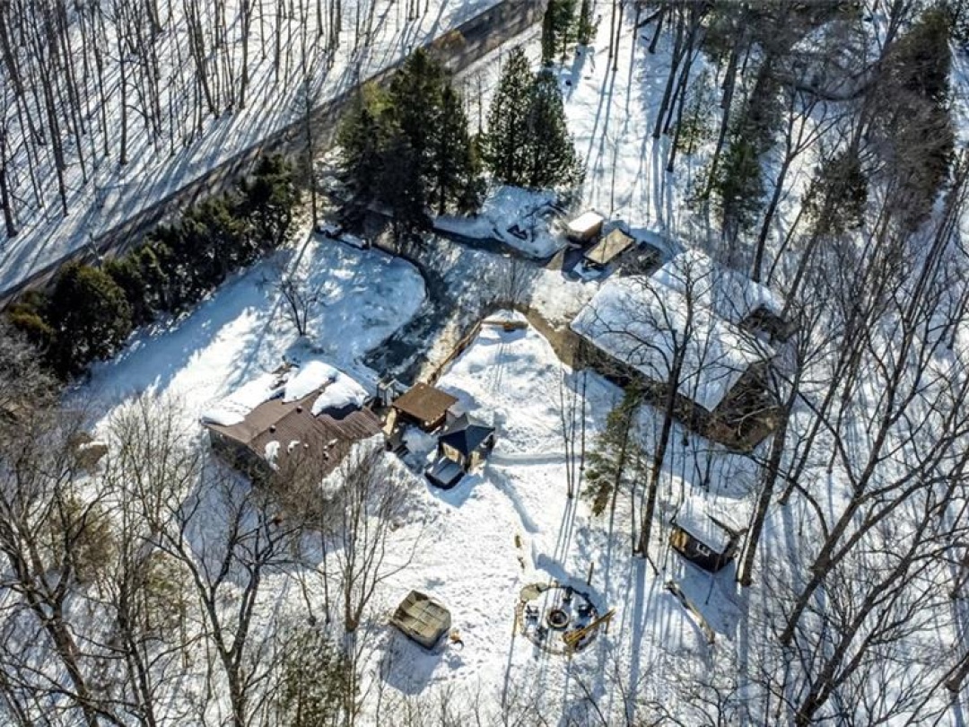 1710 Sandhill Road, Waubaushene
