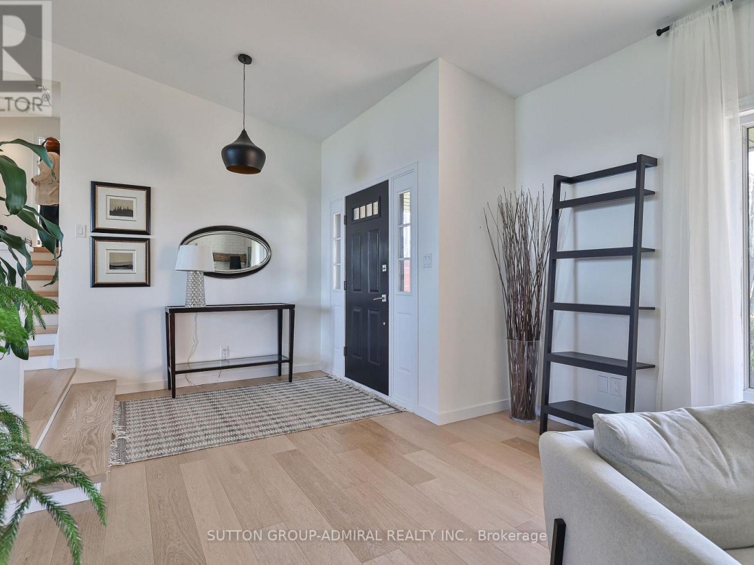 112 BAYSHORE DRIVE, Lake Simcoe
