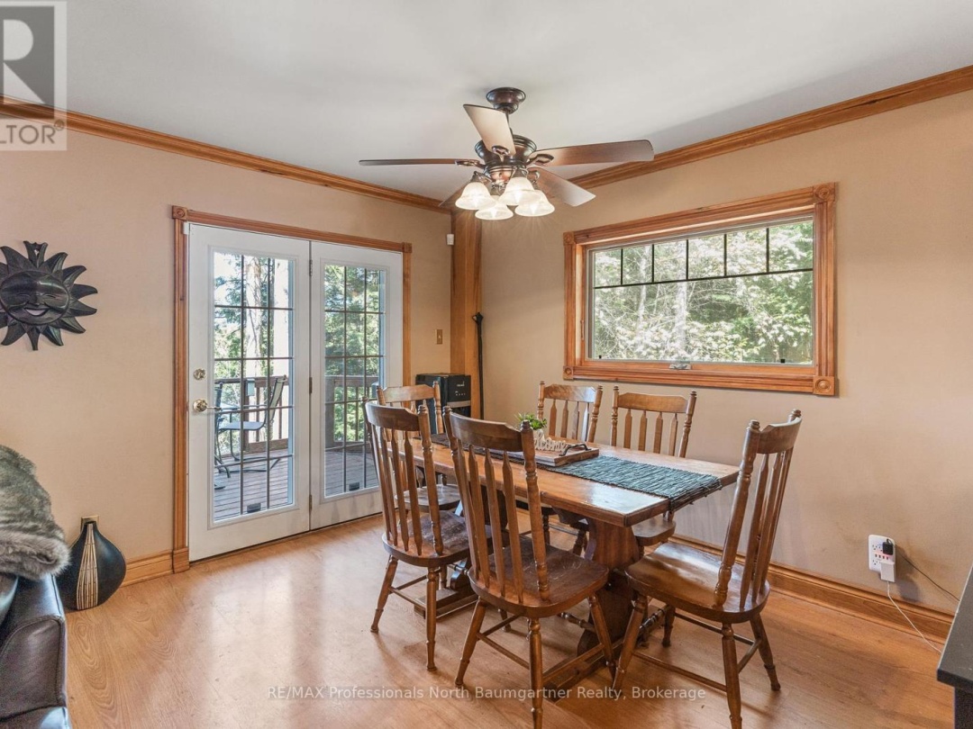 2766 Wilkinson Road, Kennisis Lake