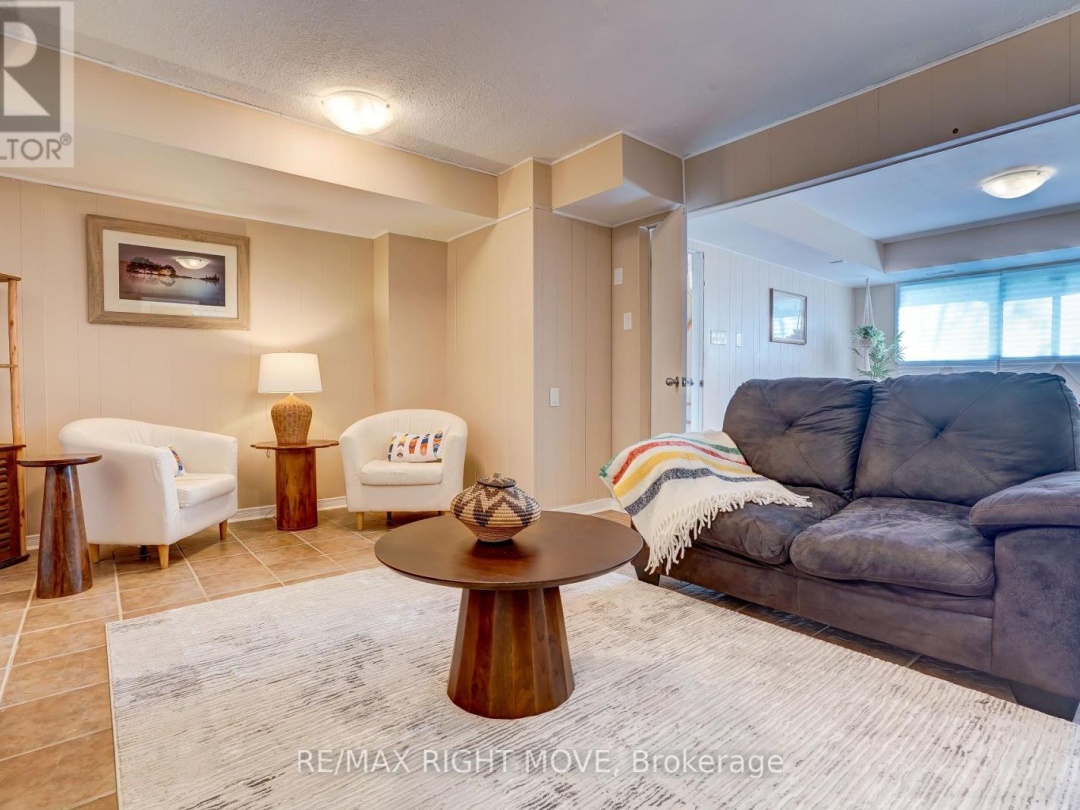 363 TALLWOOD DRIVE, 
