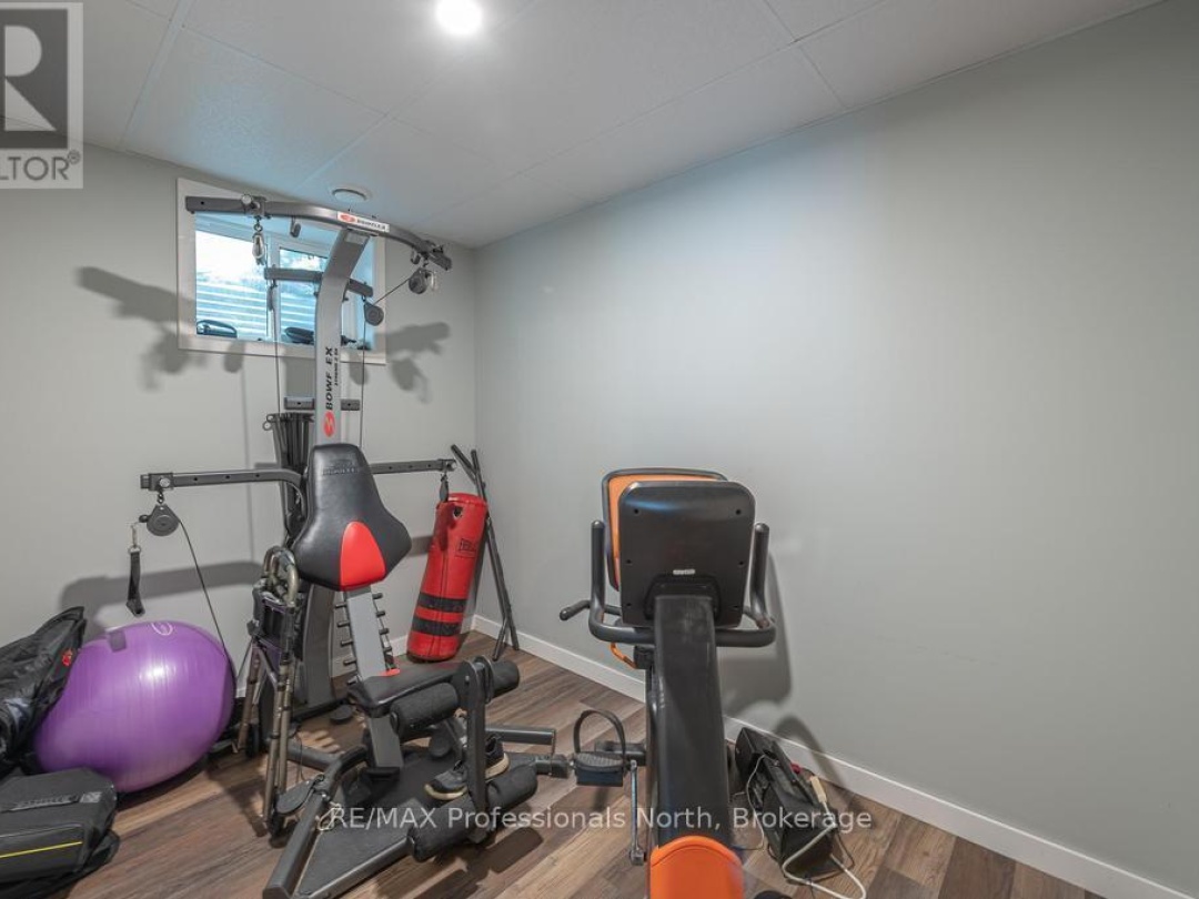 1325 Claude Brown Road, Bob Lake