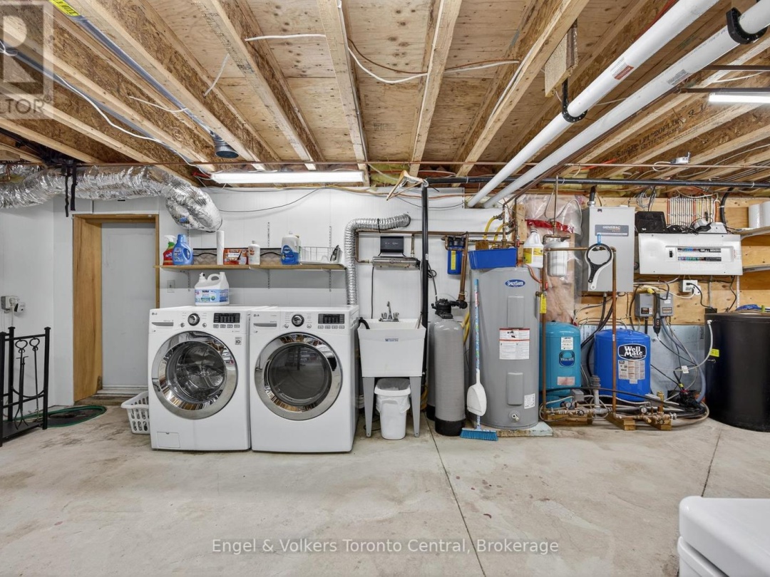 1042 AMANDA LN - 1750 FRANK COOPER TRAIL, 
