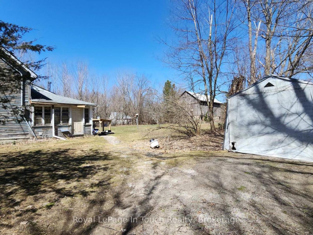 1655 Newton Street W, Tay