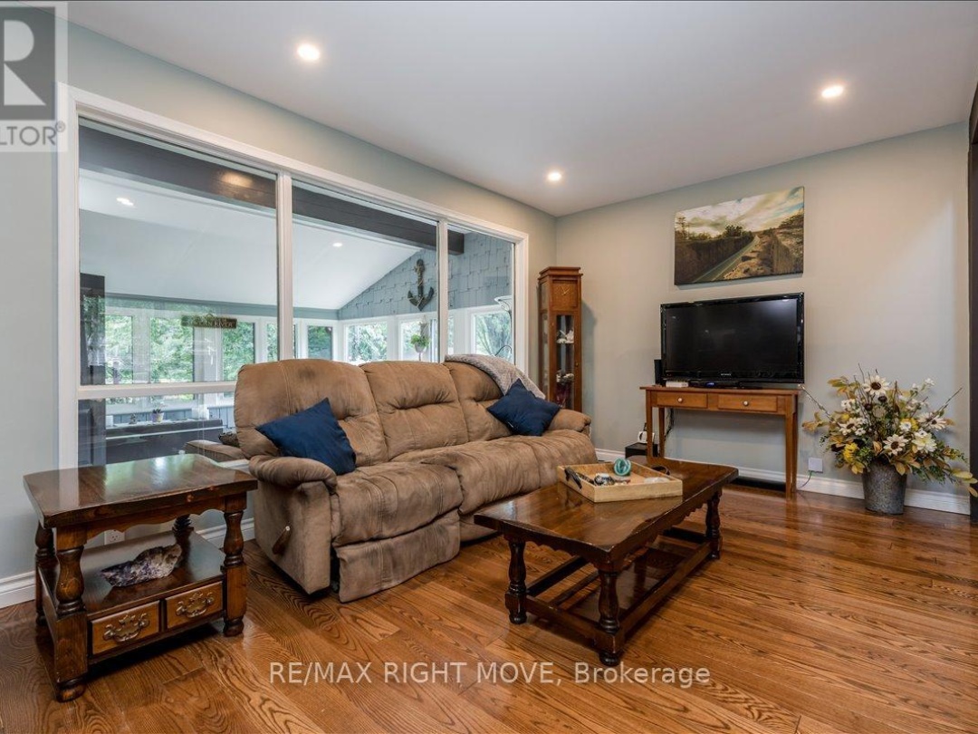 1032 COWBELL LANE, 