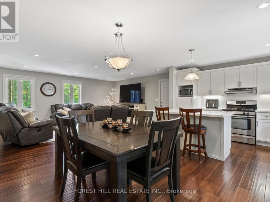 1025 TOWER CRESCENT, 