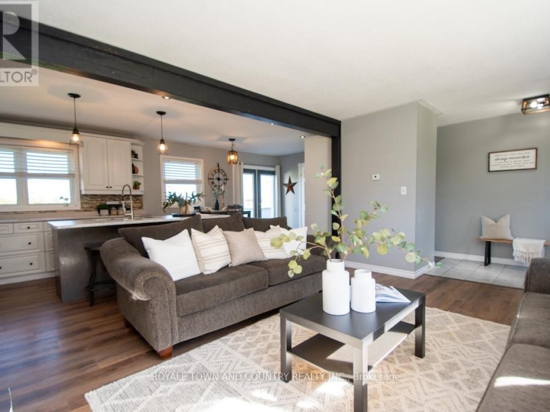 187 SKYLINE ROAD, 