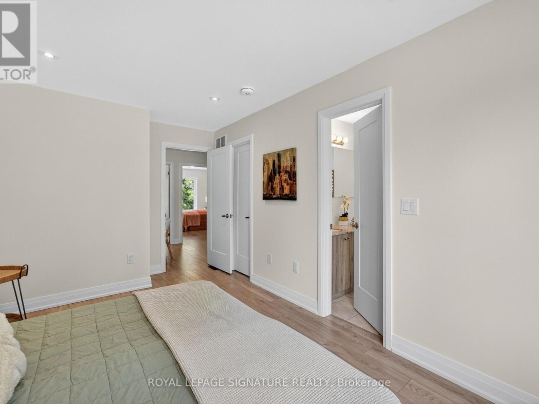 8 - 393 MANITOBA STREET, 