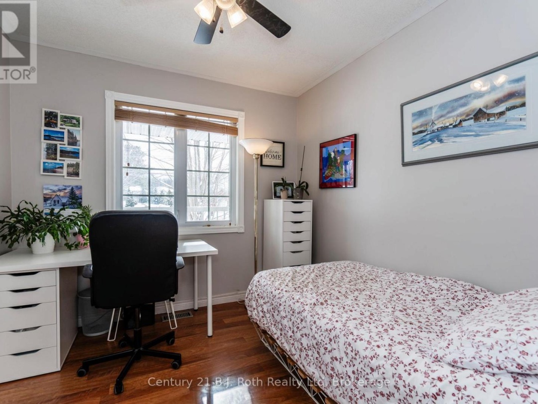 18 BOURGEOIS BEACH ROAD, Tay (Victoria Harbour)