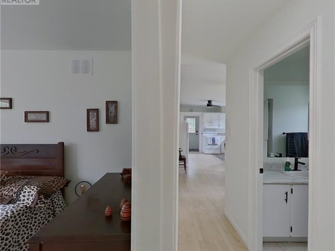 4 MAYPARK Drive, 