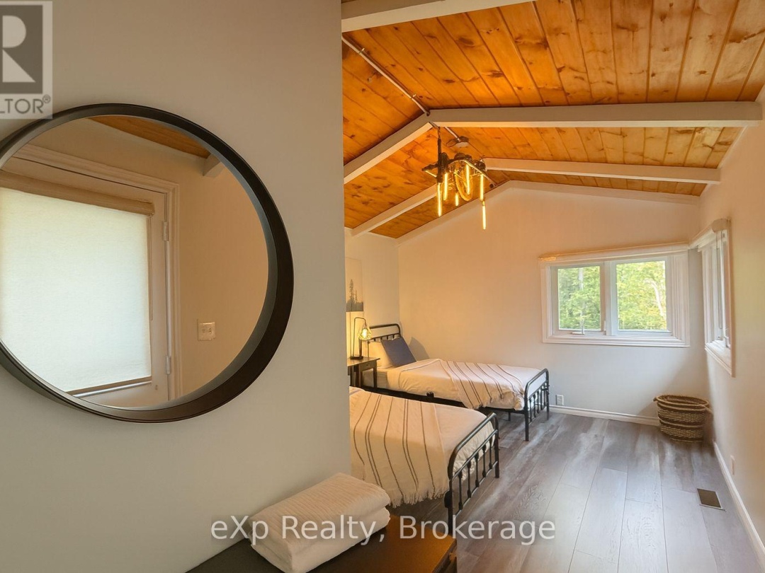 1382 MUSKOKA RD 169 N, 
