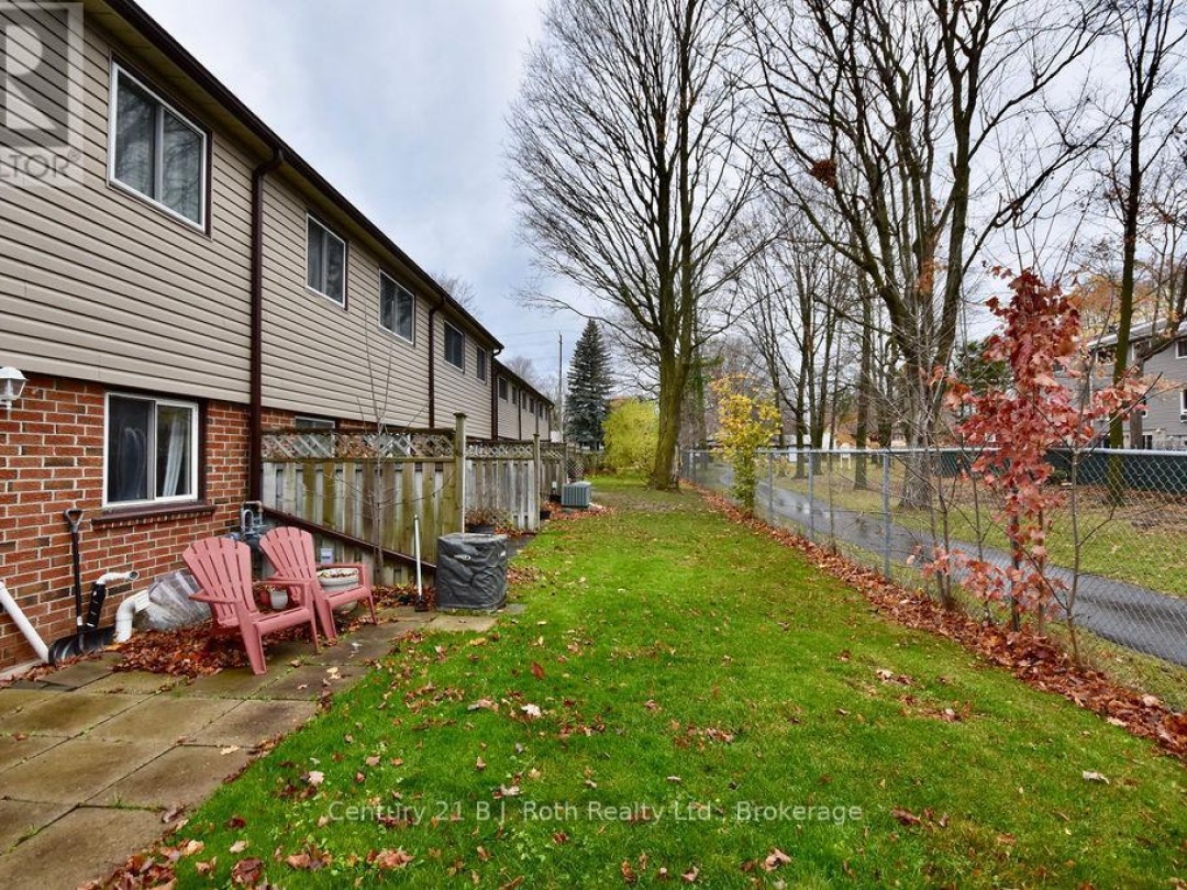 7 - 441 BARRIE ROAD, 