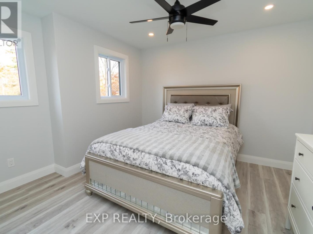 39 BECKETTS SIDE ROAD, 