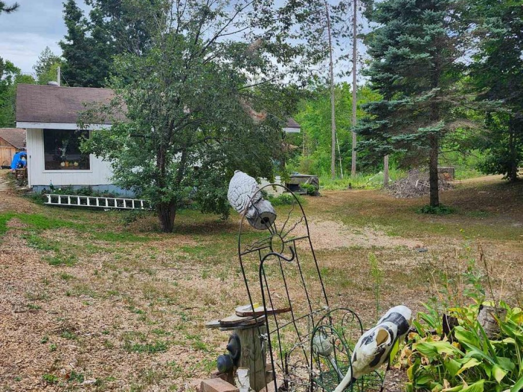 1172 CRYSTAL LAKE ROAD, 