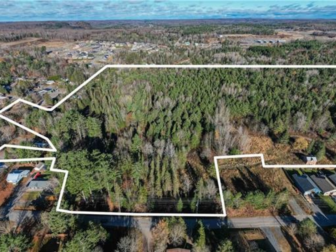 100 Chaffey Township Road, Huntsville