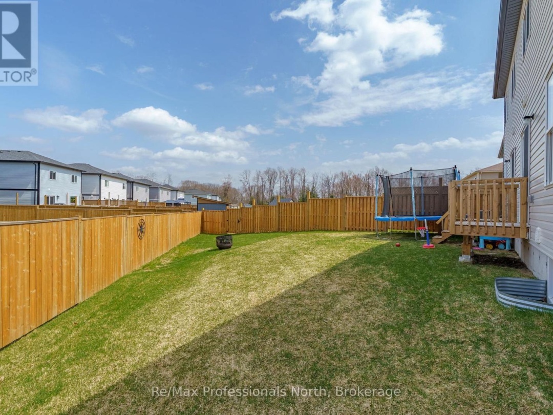 160 DAFFODIL COURT, 