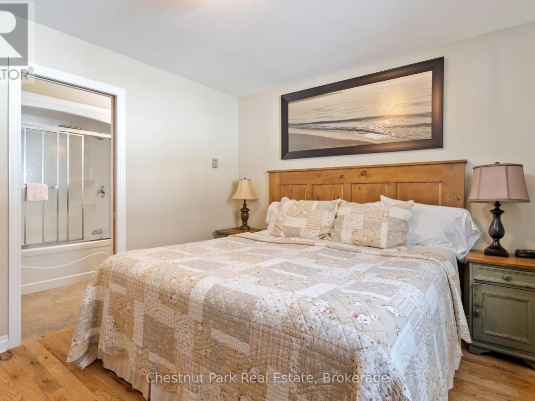 112-8 - 1052 RAT BAY ROAD, Lake of Bays