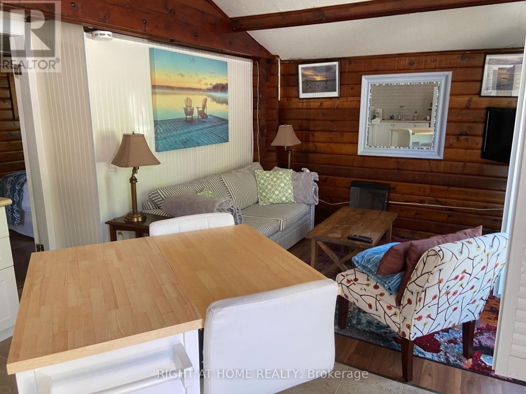 1725 EARL HAID AVENUE, 