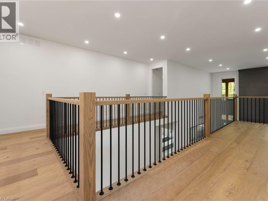 14 ST GEORGES Court, 