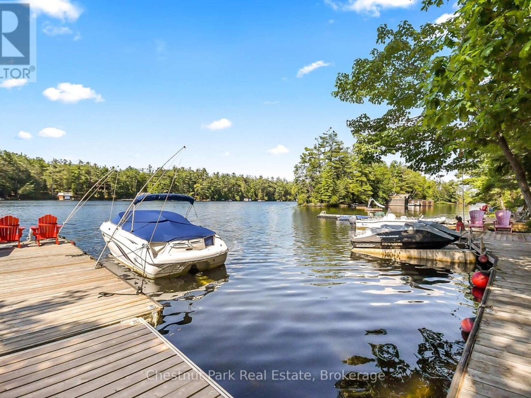 86 TAYLOR ISLAND, 