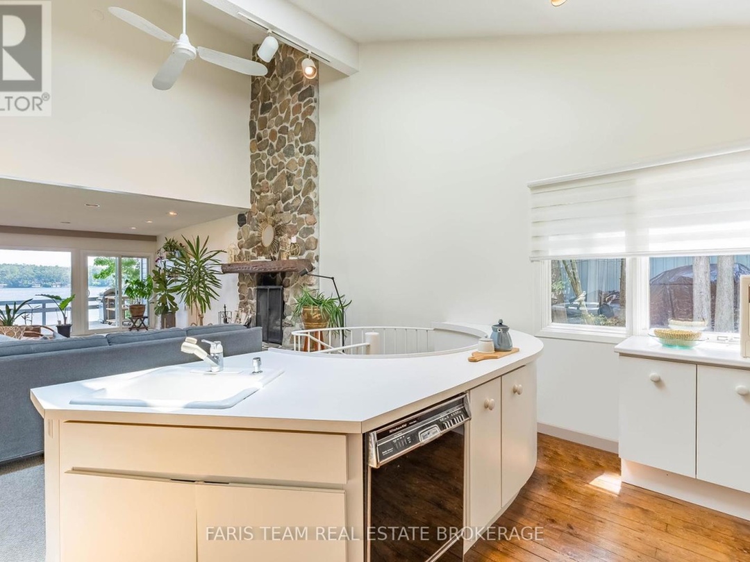 127 SHORELINE DRIVE, 