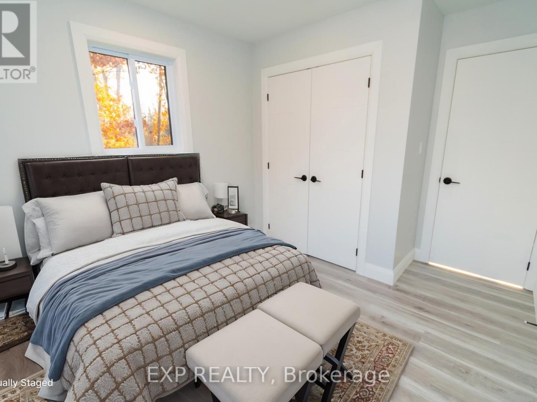 39 BECKETTS SIDE ROAD, 