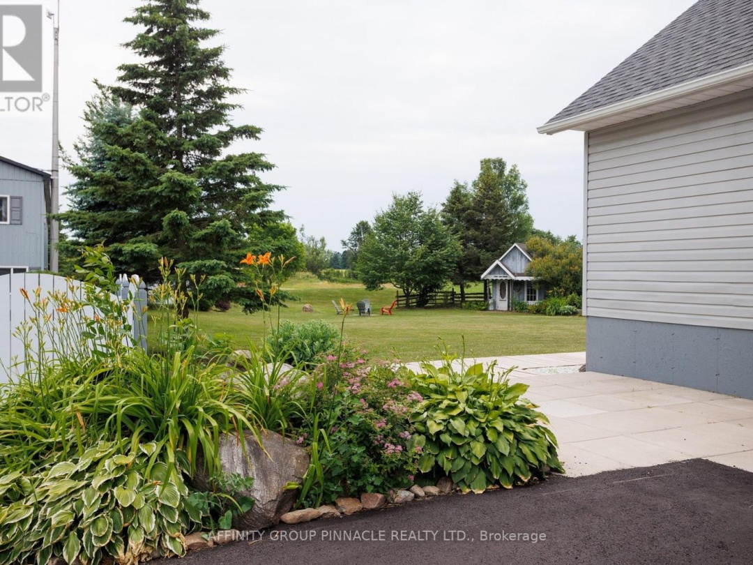 1042 SKYLINE ROAD, 